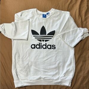 Adidas crew sweatshirt. Size M